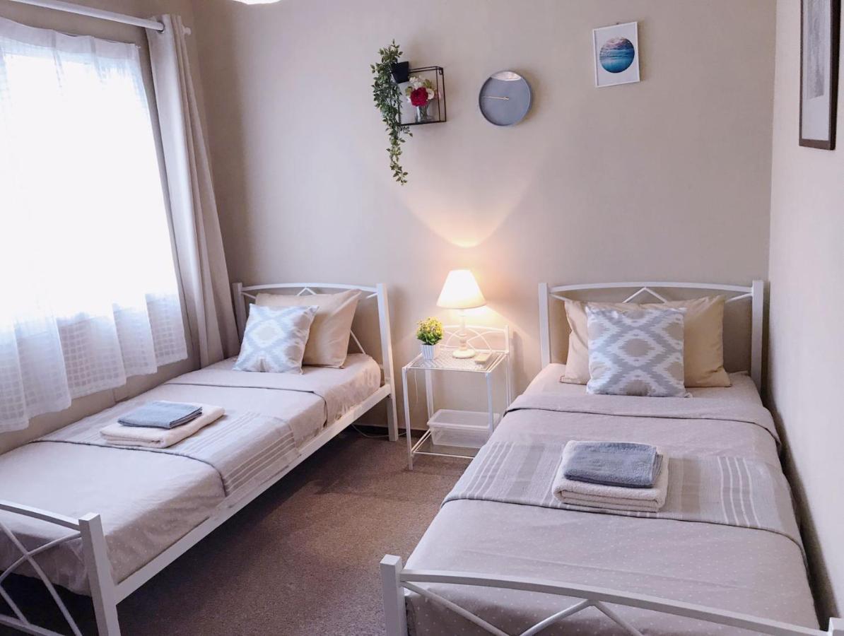 Seaside Maisonette 200M From Sea Paphos Ngoại thất bức ảnh