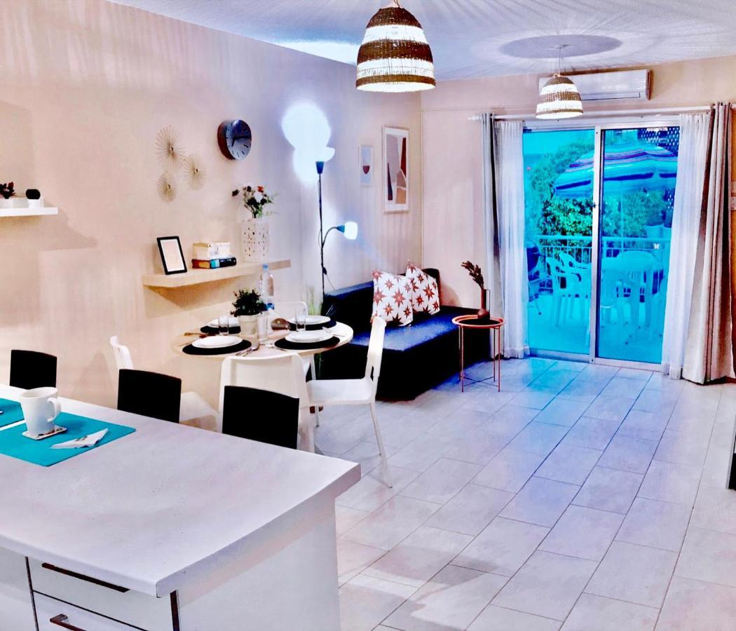 Seaside Maisonette 200M From Sea Paphos Ngoại thất bức ảnh